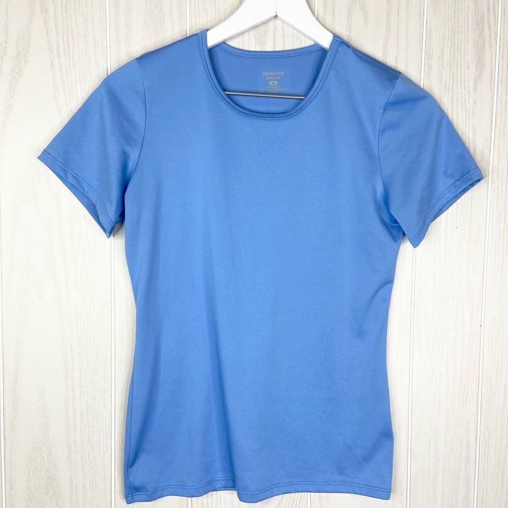 Patagonia Women's Blue Capilene Crew Neck Short Sleeve T-Shirt Size XS